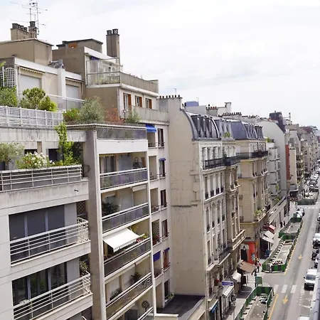 De L'exposition - Tour Eiffel 3*