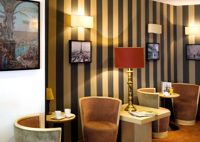 دو ليكسبوزيسيون - برج إيفل 3*