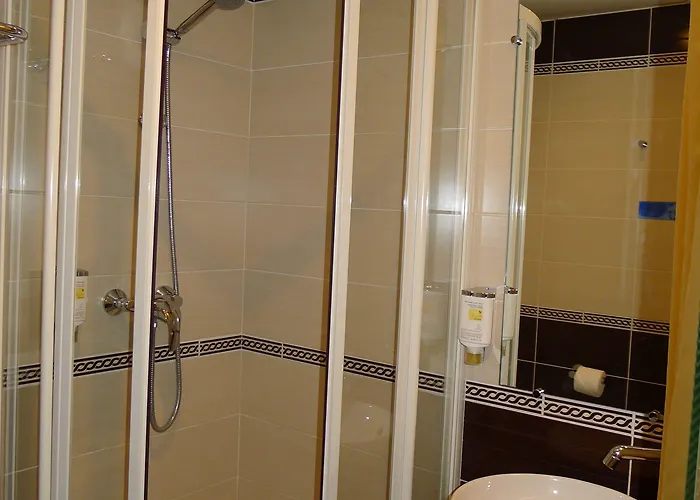 دو ليكسبوزيسيون - برج إيفل 3*