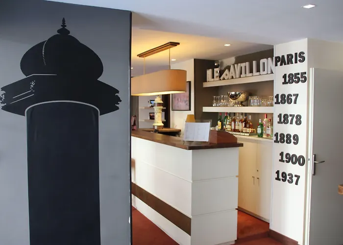 De L'exposition - Tour Eiffel 3* Parijs