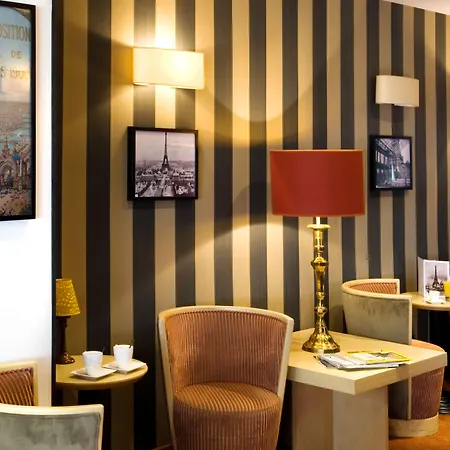 De L'exposition - Tour Eiffel 3*