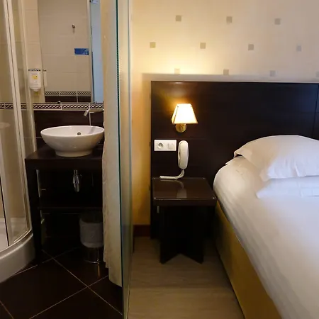 De L'exposition - Tour Eiffel 3*