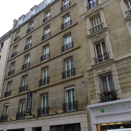 De L'exposition - Tour Eiffel 3* París