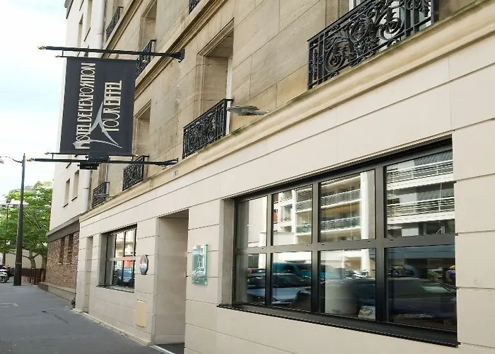 De L'exposition - Tour Eiffel 3* Paris