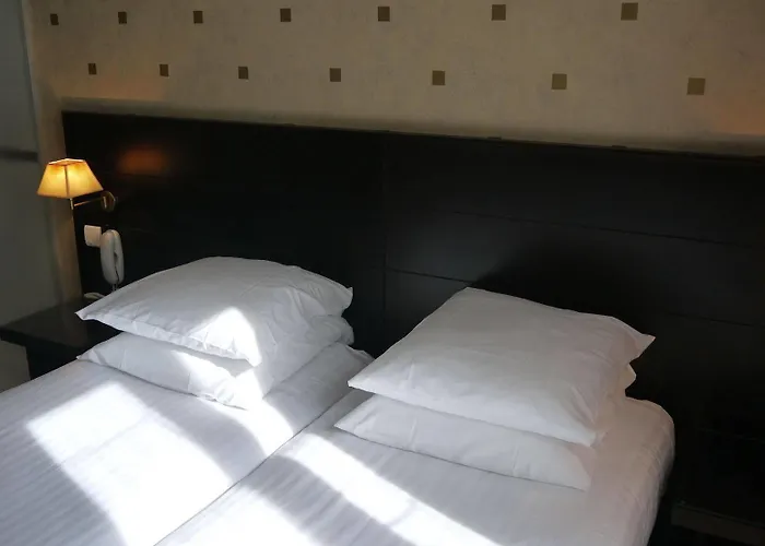 Hotel De L'exposition - Tour Eiffel Paris